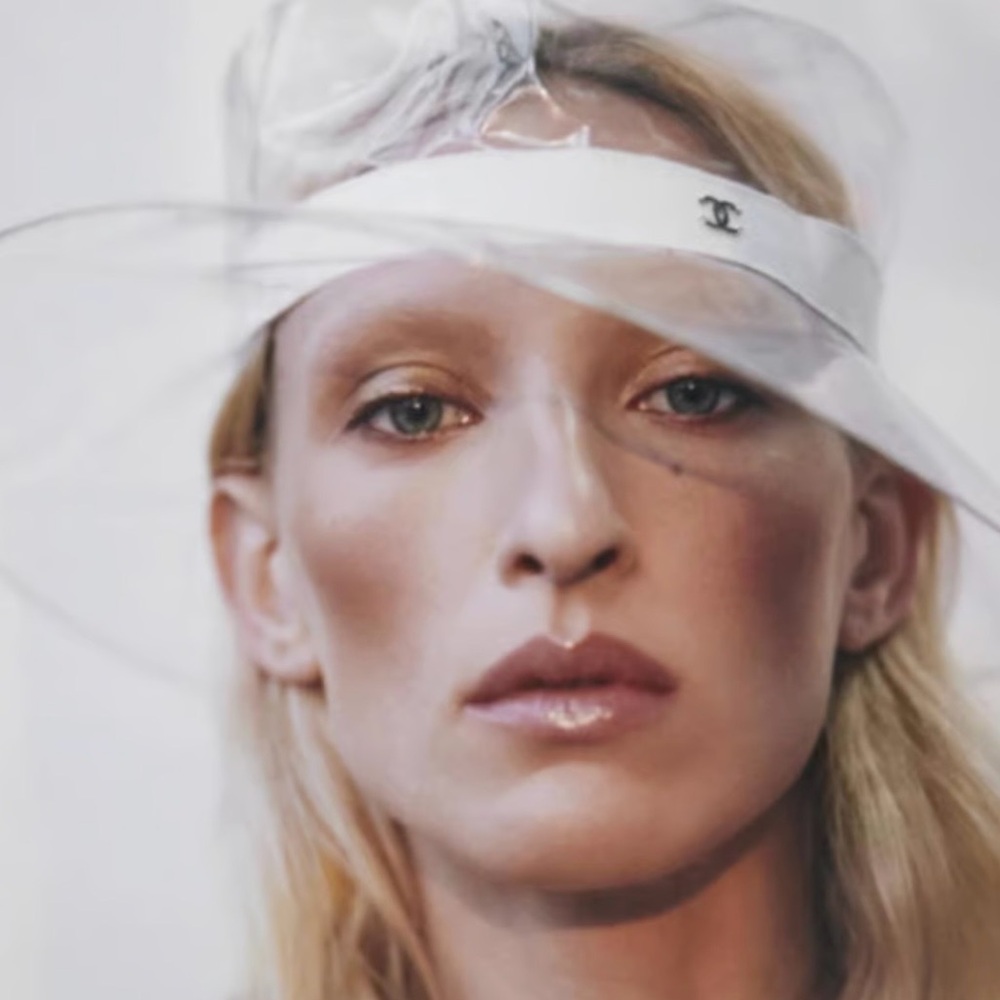 Chanel Runway CC Clear Rain PVC Clear Vinyl Wide-Brim Hat with Ivory Band - Picture 2 of 16
